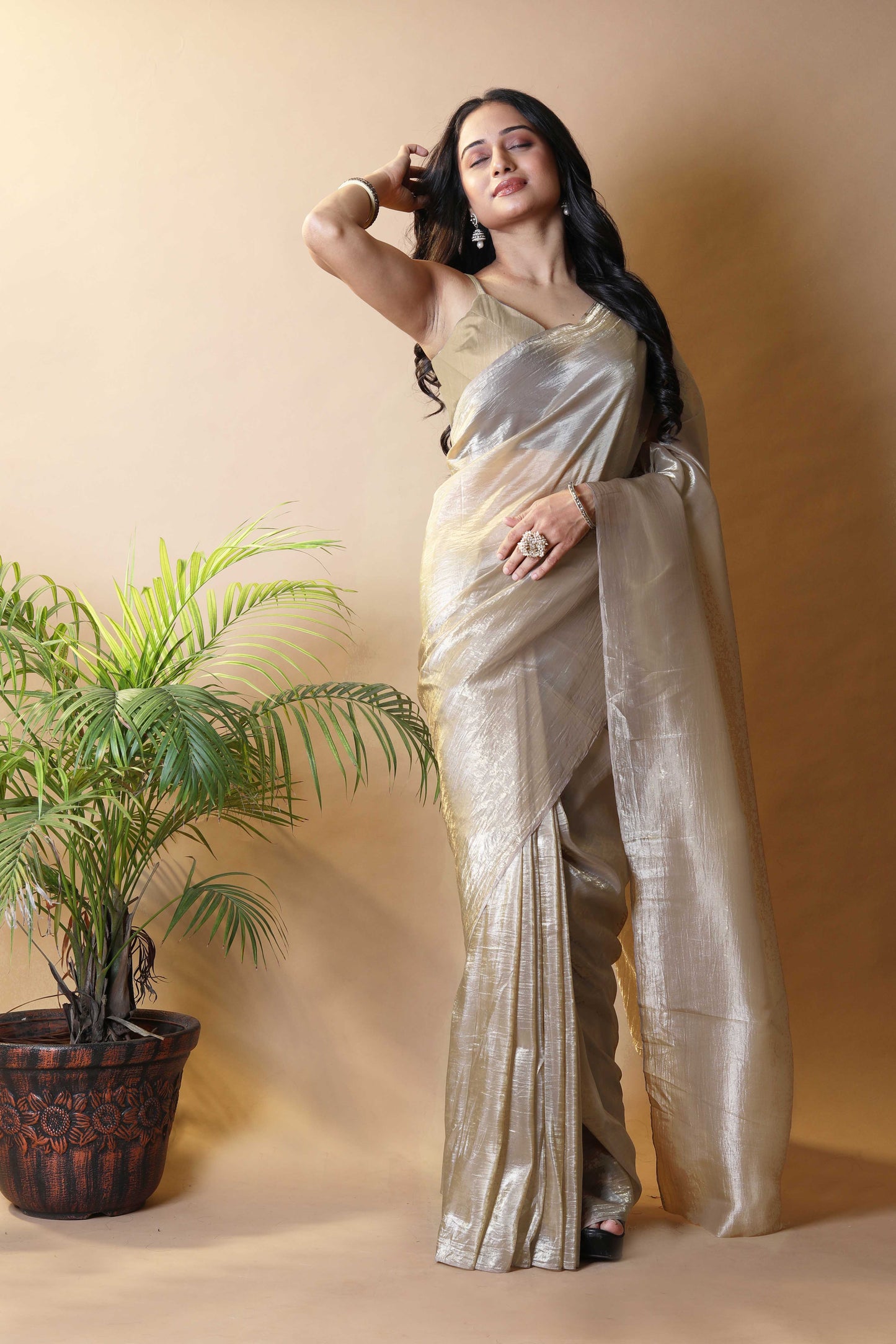 Elegant Gold Tissue Silk Crunchy Party Wear Saree