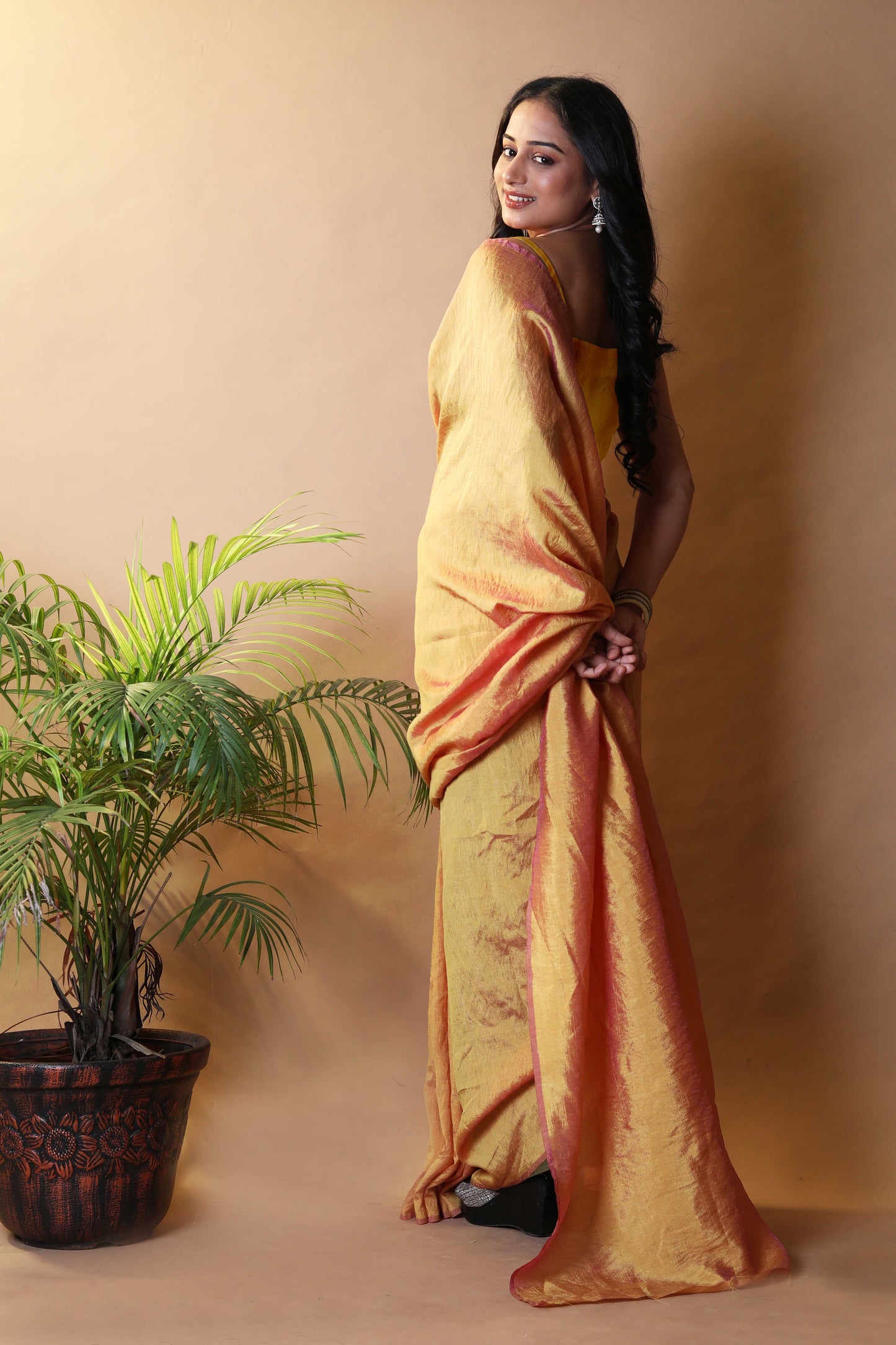 Yellow Gold Shimmer Silk Blend Two Tone Party Wear Saree