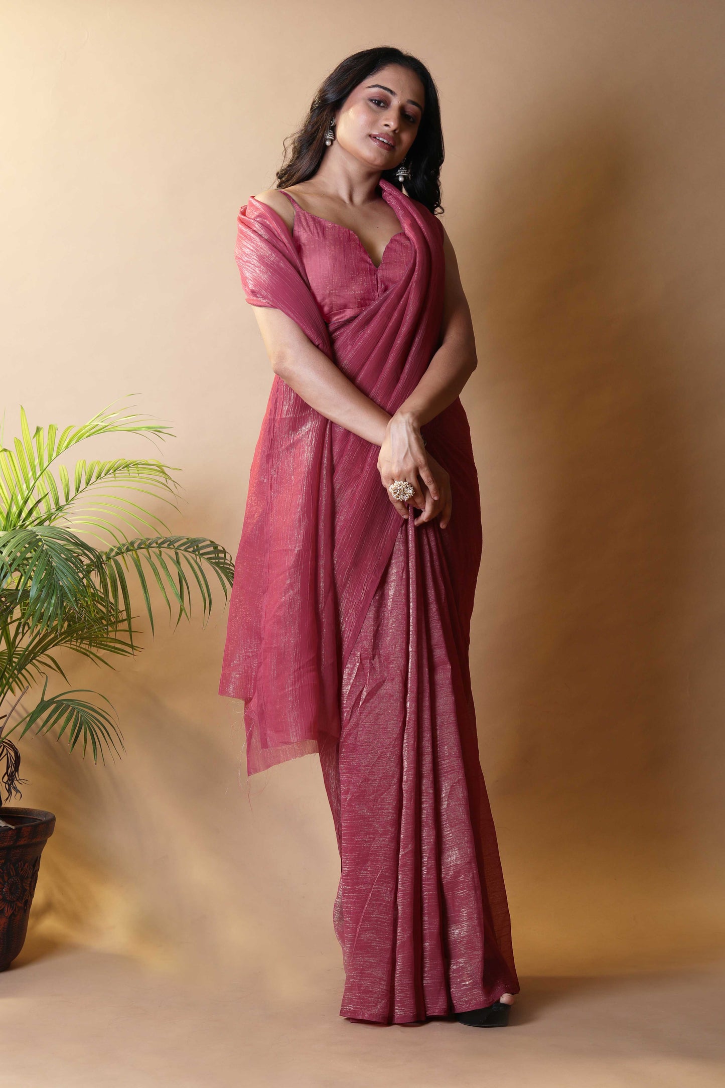 Elegant Light Magenta Shimmer Tissue Silk Crunchy Party Wear Saree
