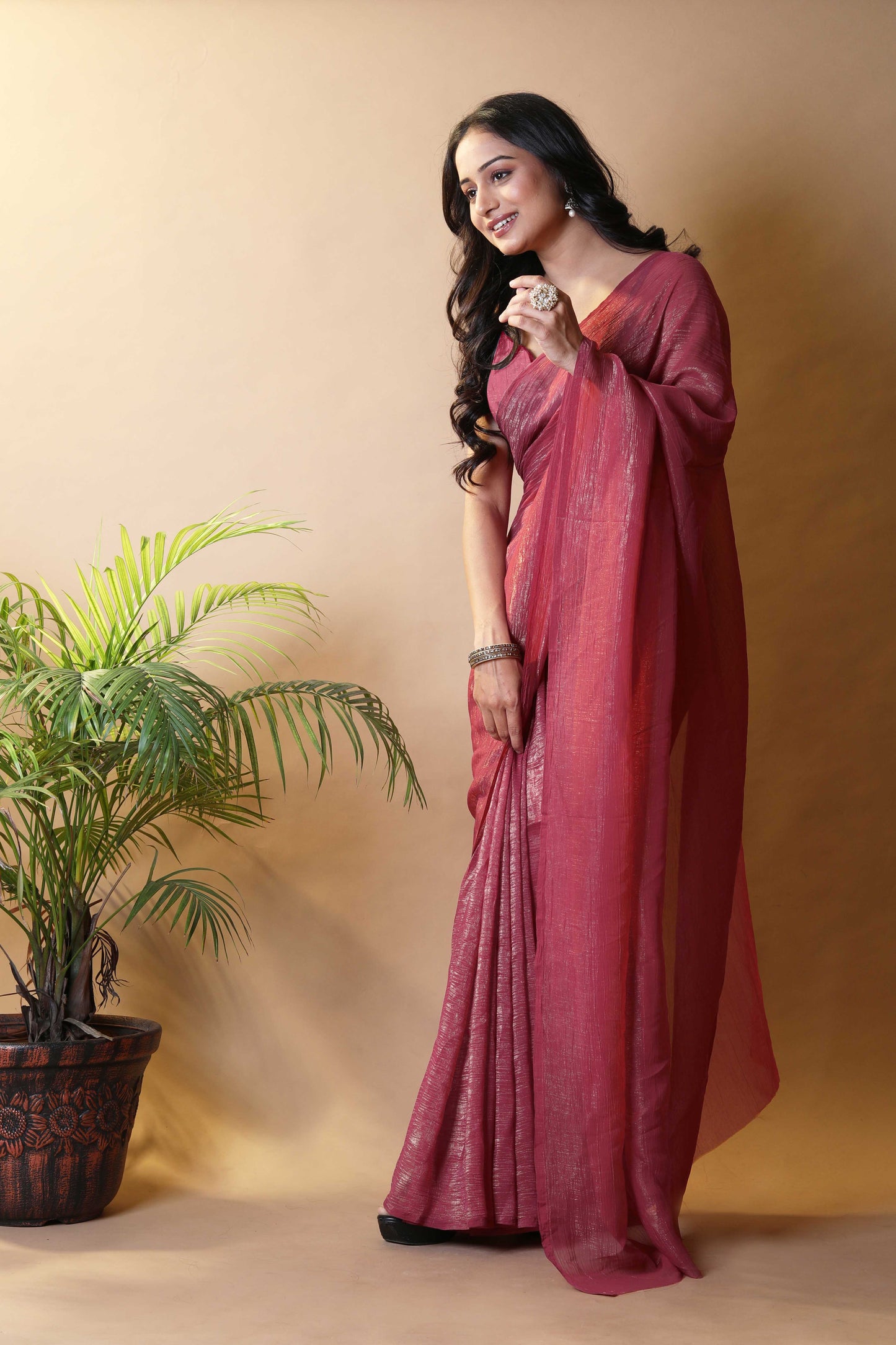 Elegant Light Magenta Shimmer Tissue Silk Crunchy Party Wear Saree