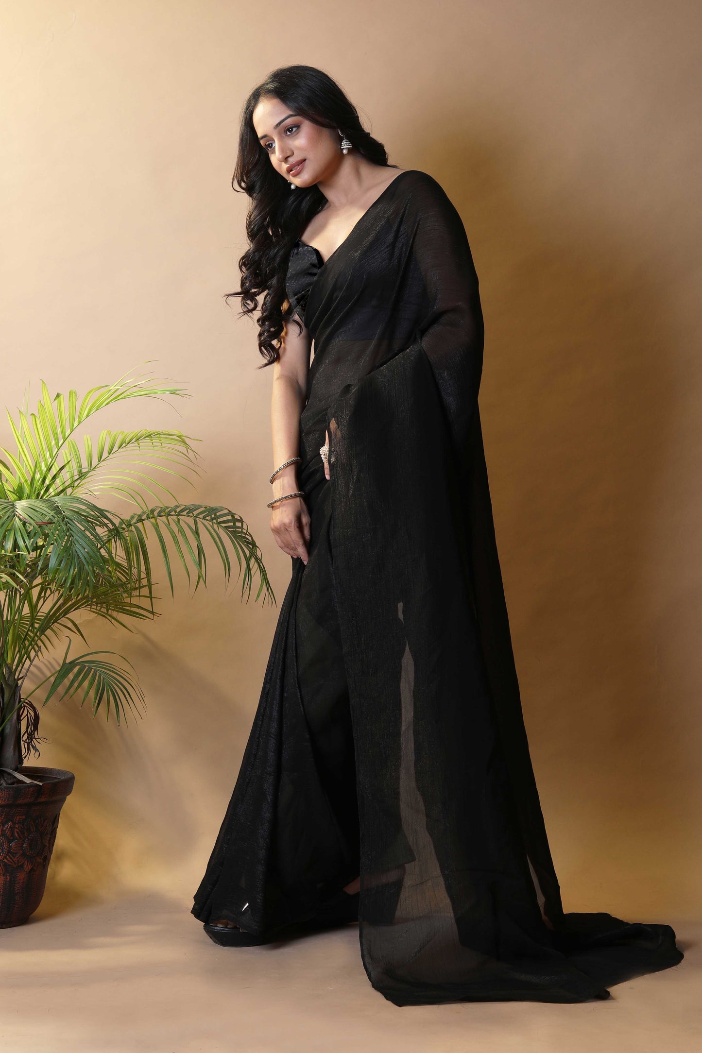 Elegant Black Shimmer Tissue Silk Crunchy Party Wear Saree